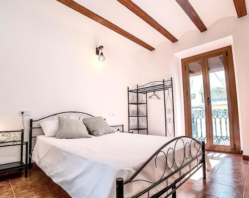 Lux Living - Valencia Center Apartment Bagian luar foto